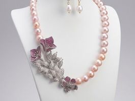 Collier « jardin de rosée » en perles